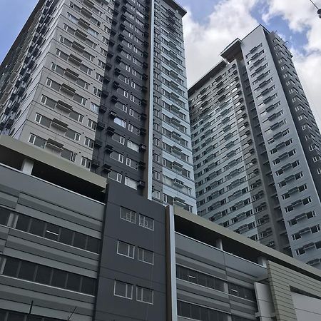 Appartamento Avida Towers Davao City Esterno foto